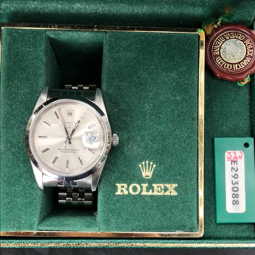 SOLD ❌  Rolex Date 15200/ box & papers 34mm